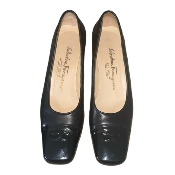 Salvatore Ferragamo Heels - Picture 1 of 7